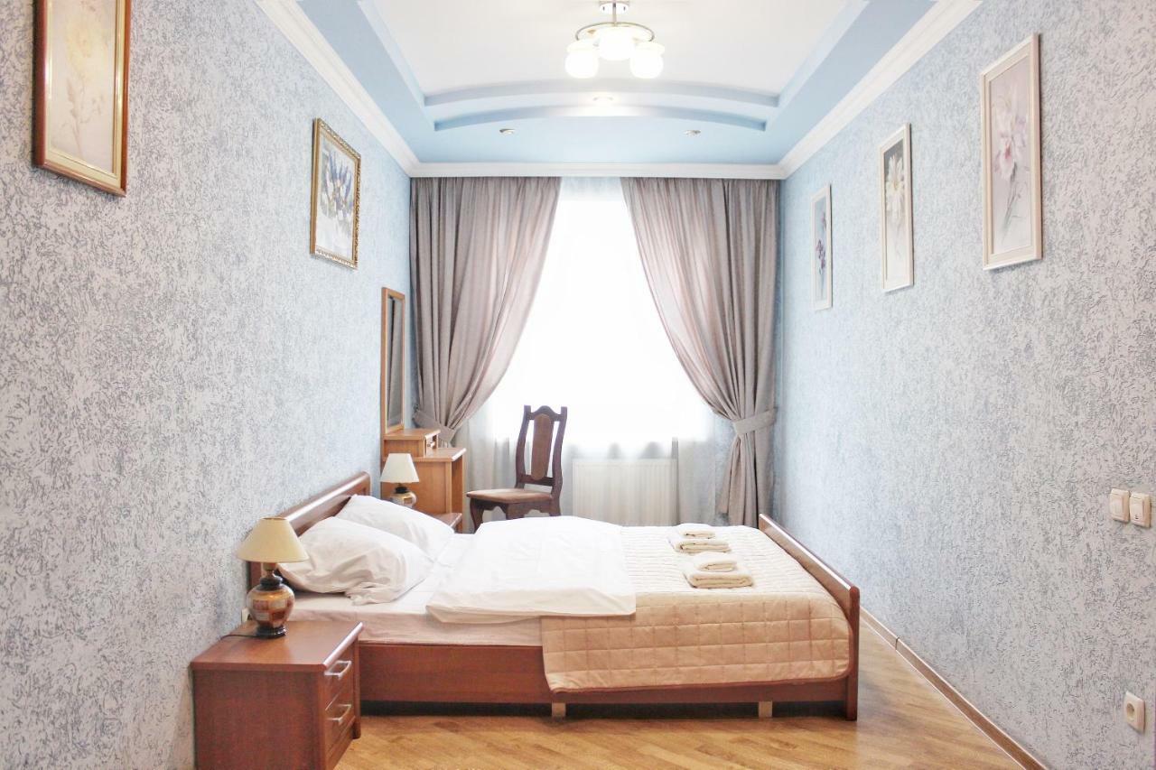 Квартира В Центрі Львова Вулиця Міцкевича 5, Простора З Гарним Видом На Місто Exteriör bild
